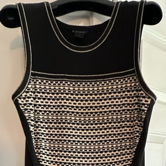 Ann Taylor Black and Beige Geometric Print Knit Dress - Picture 2 of 4